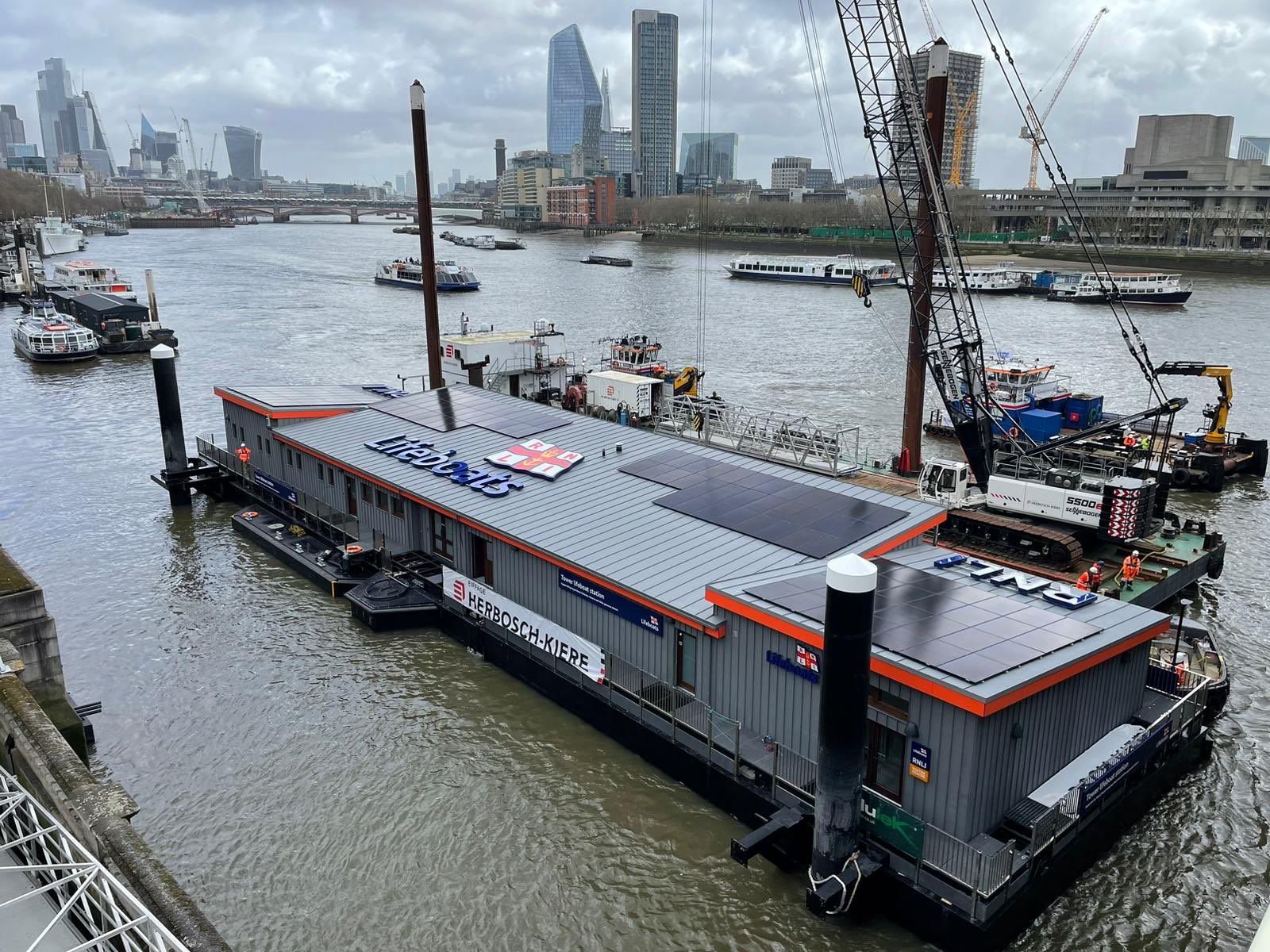RNLI Tower Station at Waterloo Bridge water-source heat-pump project