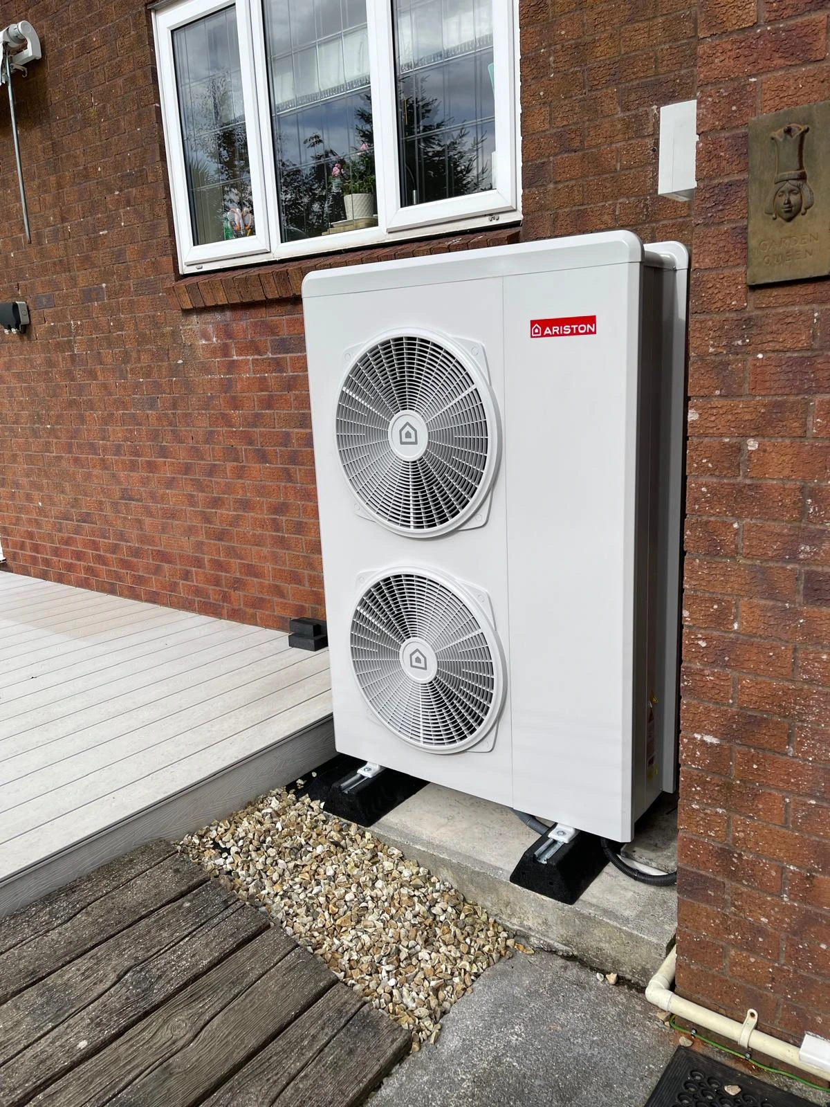 Ariston Nimbus Pocket installation in Carmarthenshire