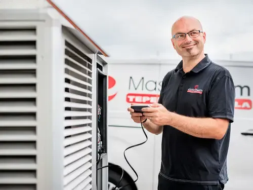 Air source heat pump engineer